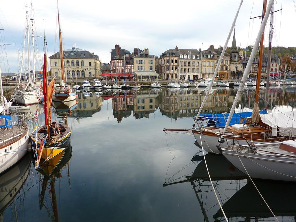 Appartement Avec Terrasse Honfleur Rom bilde